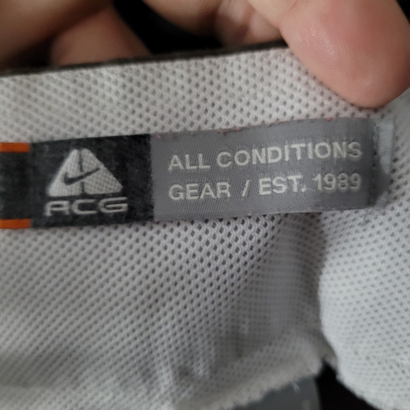 NIKE | ACG cropped capri pants - Picture 6 of 10